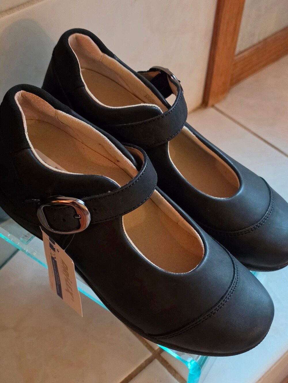 Drew Jillian Women's Comfort Shoes - Size 7.5 (New with Tags)